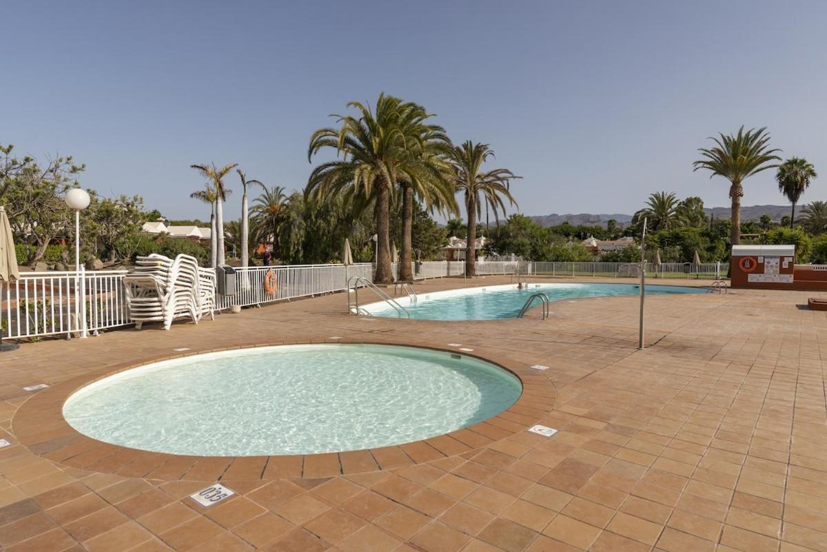 Los Melocotones Maspalomas private access garden pool Exterior foto